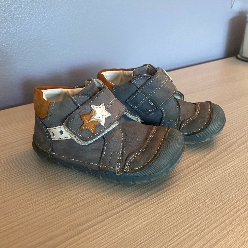 Toddler elegant athletic shoes
